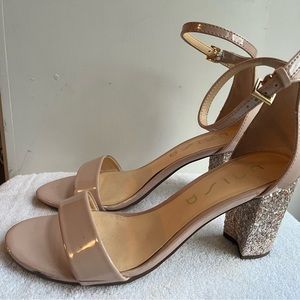 Unisa
6 ½ M Sparkly Prom Heels